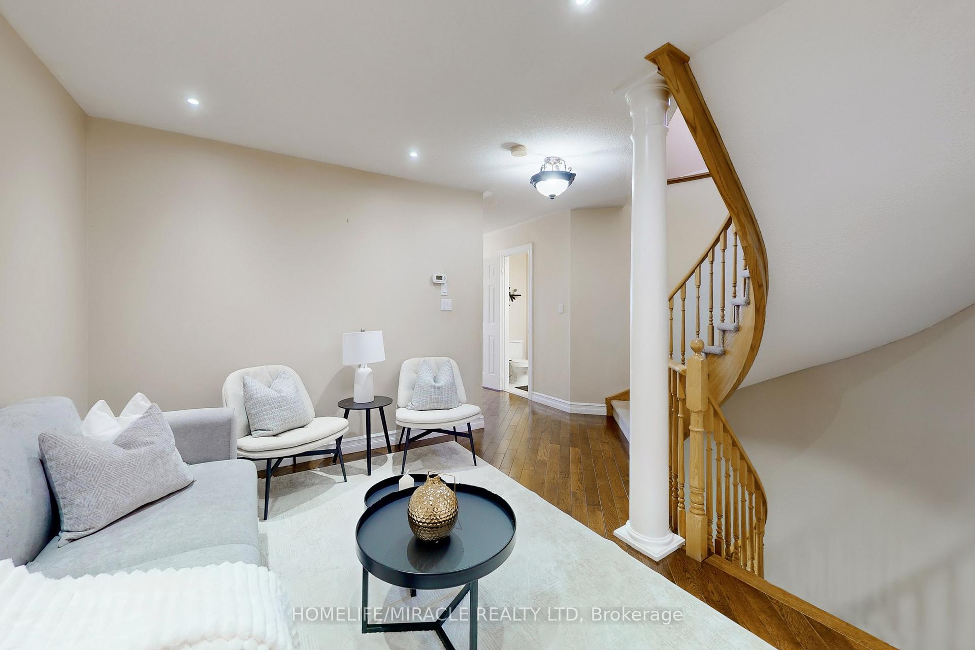 Photo 8 of 1324 Mowat Lane, Milton, Dempsey — HOMEH