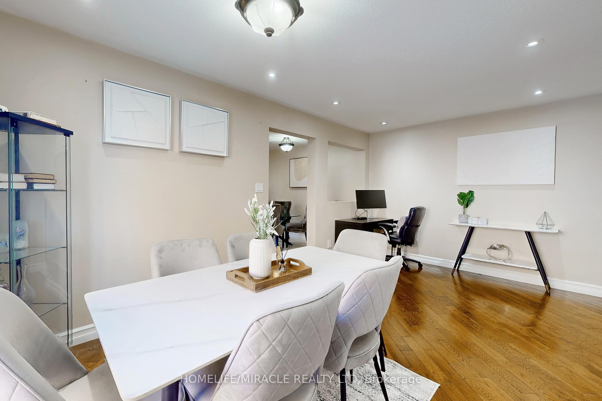 Photo 11 of 1324 Mowat Lane, Milton, Dempsey — HOMEH