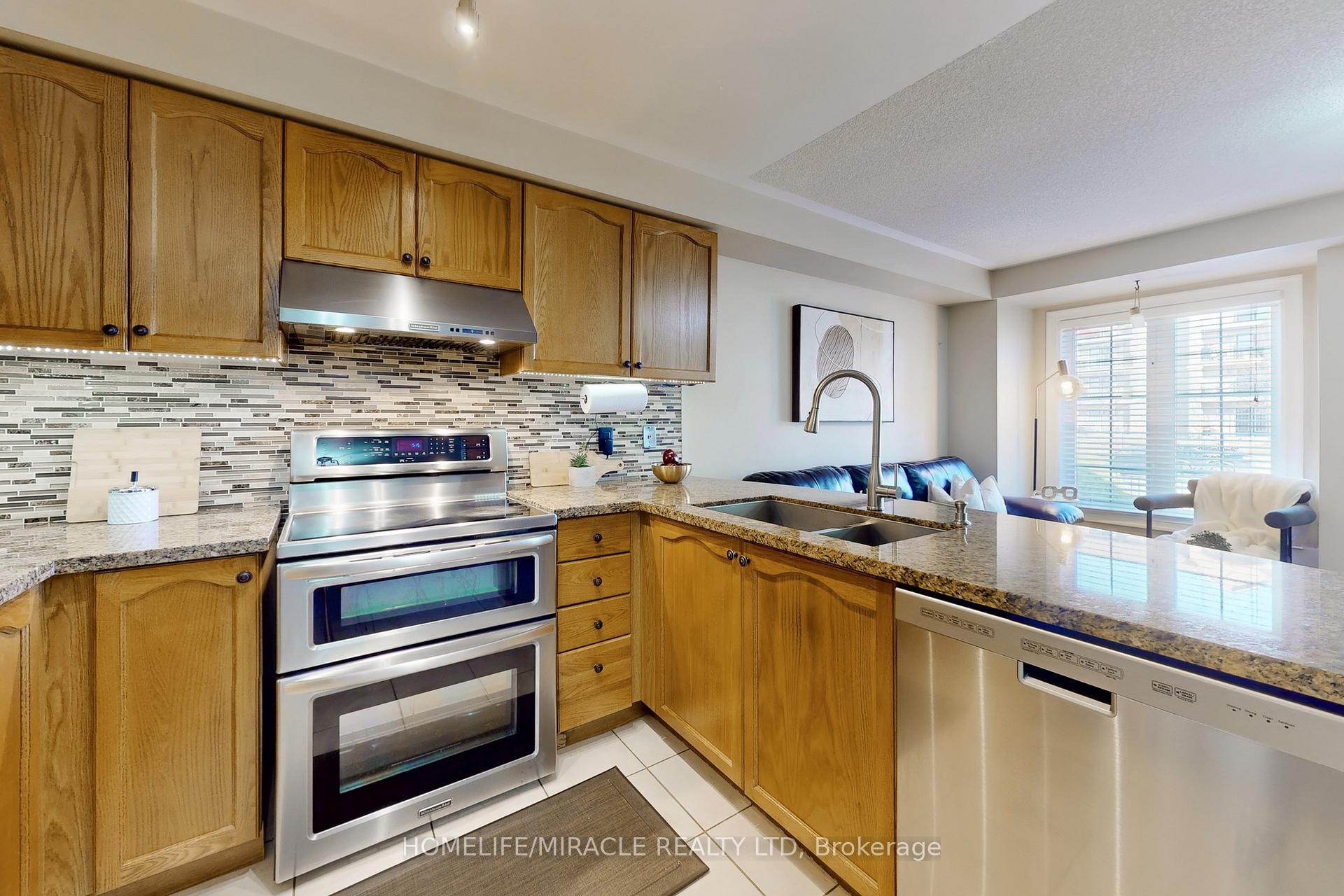 Photo 17 of 1324 Mowat Lane, Milton, Dempsey — HOMEH