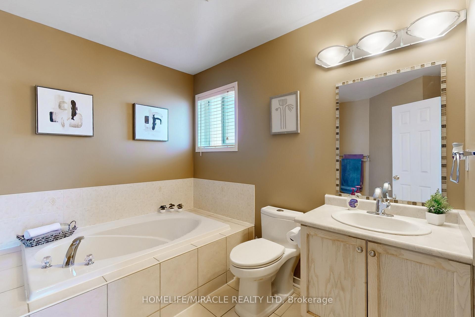 Photo 27 of 1324 Mowat Lane, Milton, Dempsey — HOMEH