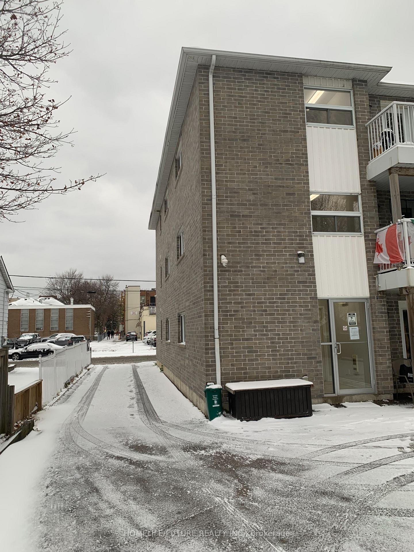 Photo 4 of 115 Celina Street, Oshawa, Central — HOMEH