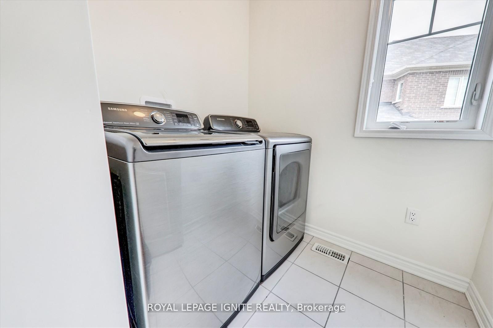 Photo 22 of 1072 Foxtail Crescent, Pickering, Rural Pickering — HOMEH