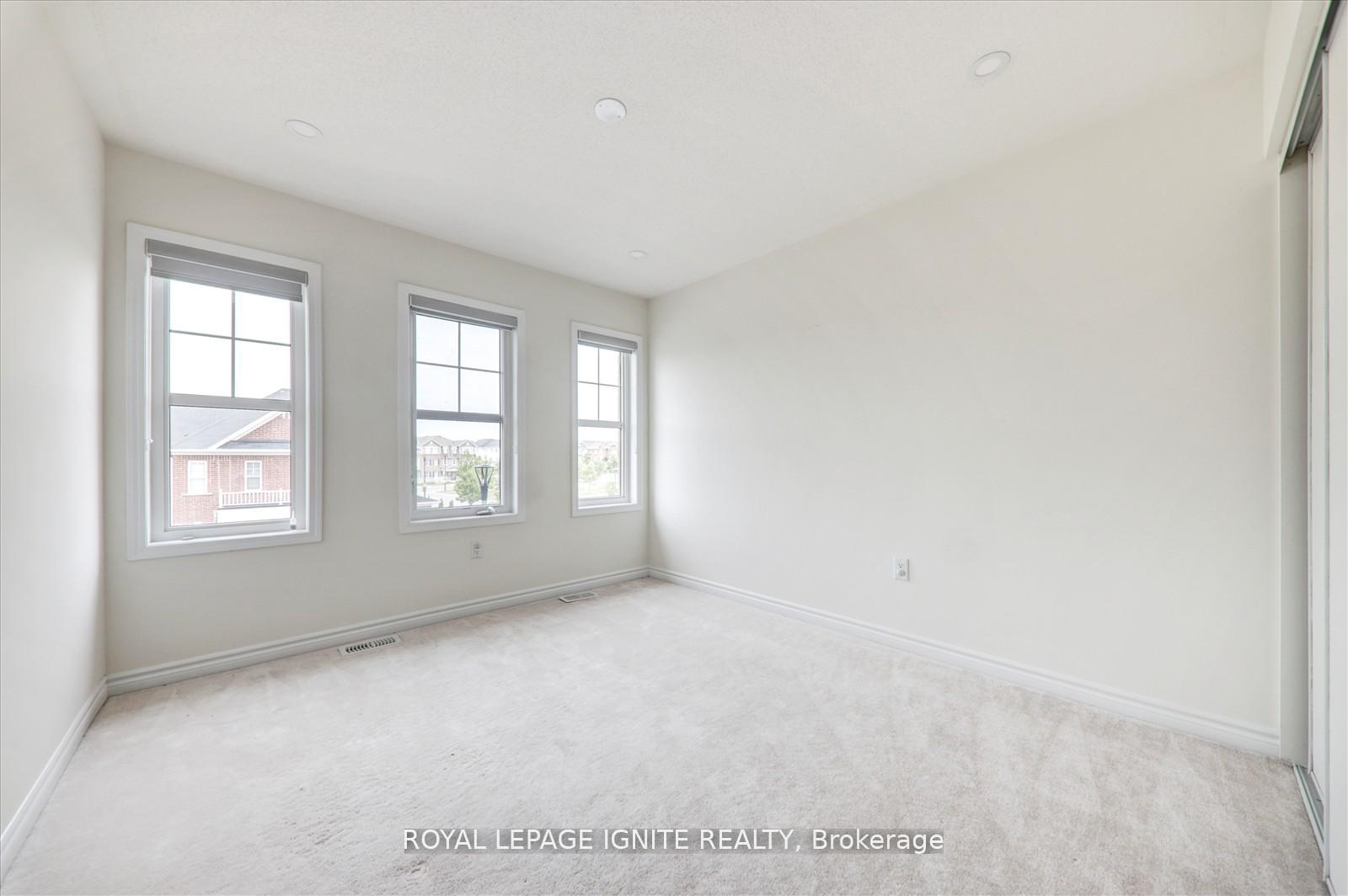 Photo 34 of 1072 Foxtail Crescent, Pickering, Rural Pickering — HOMEH