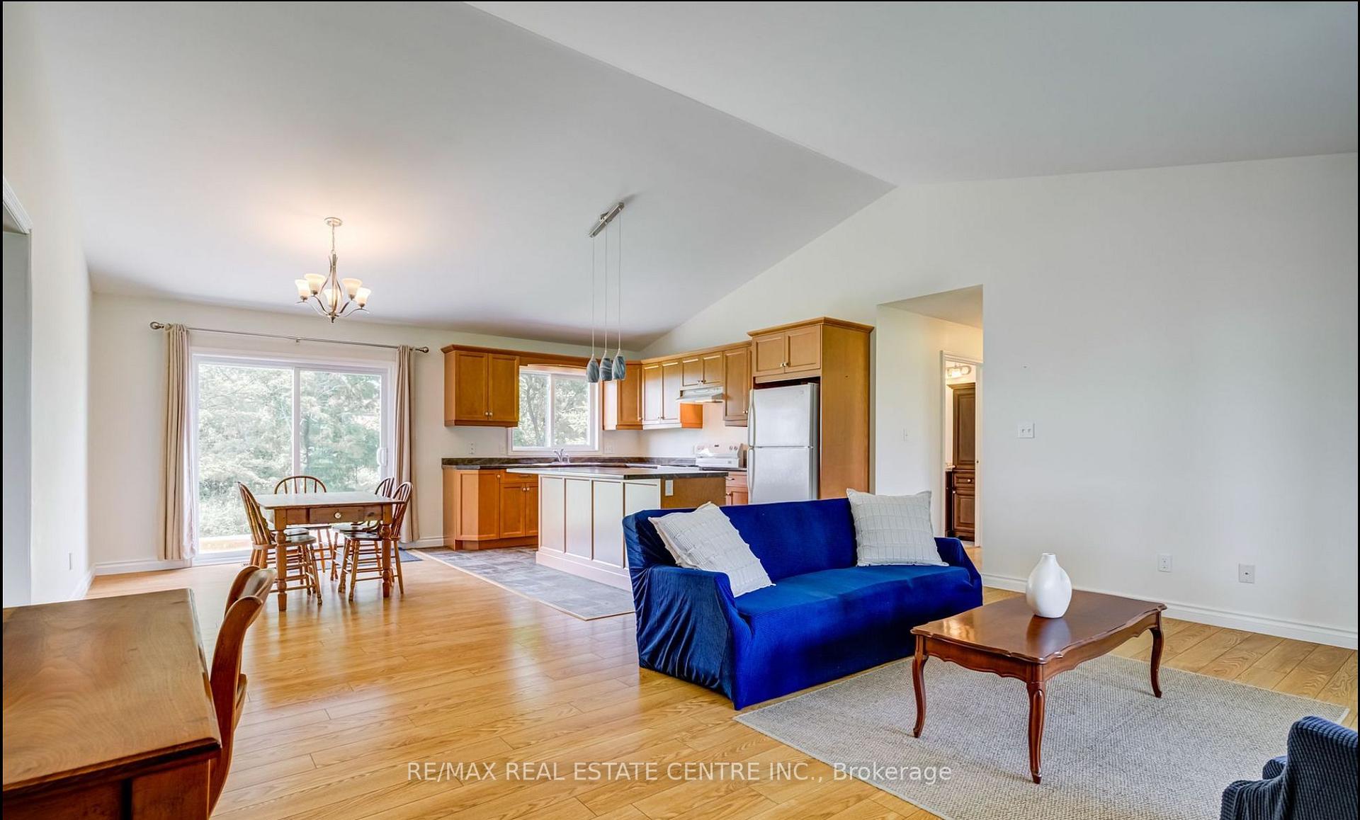 Photo 10 of 14125 Derry Road, Milton, Rural Trafalgar — HOMEH