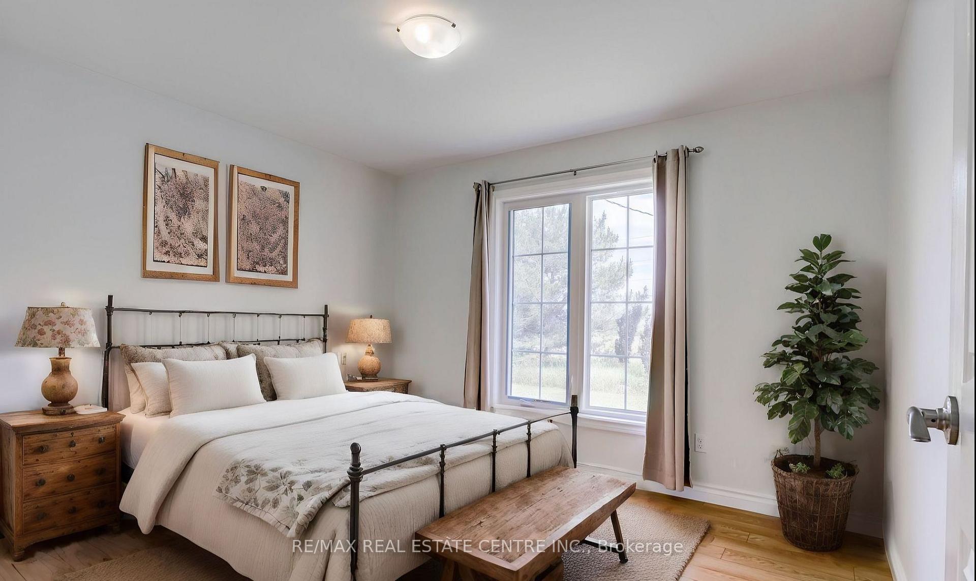 Photo 13 of 14125 Derry Road, Milton, Rural Trafalgar — HOMEH
