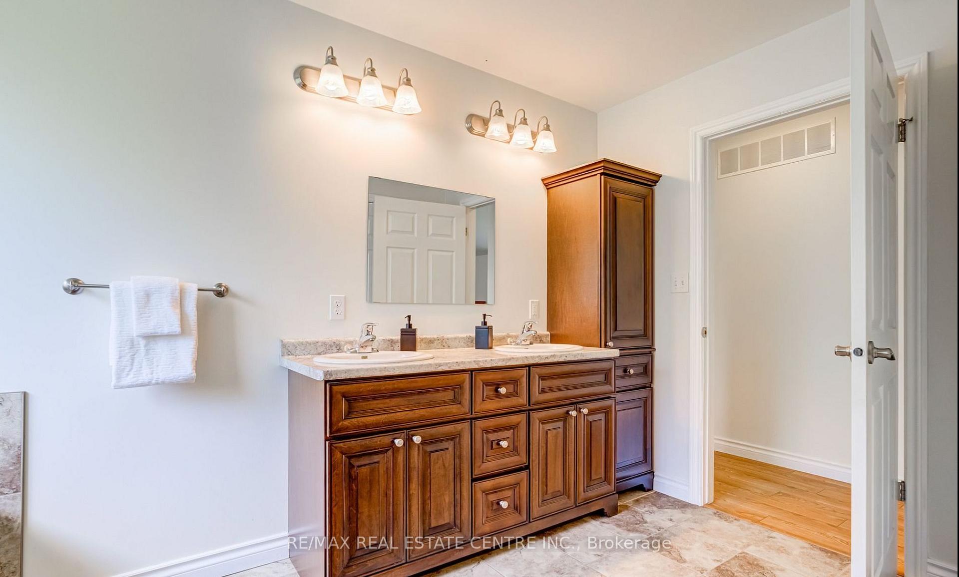 Photo 17 of 14125 Derry Road, Milton, Rural Trafalgar — HOMEH