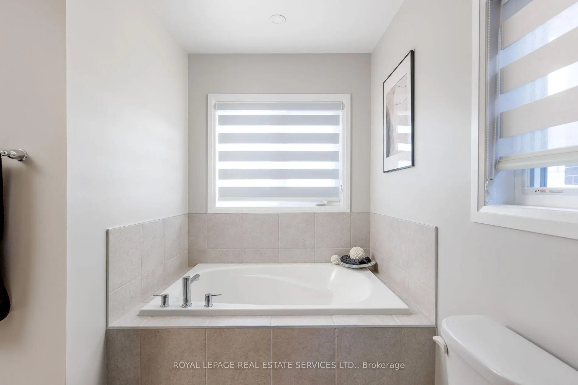 Photo 209 of 4037 Stadelbauer Drive, Lincoln, Beamsville — HOMEH