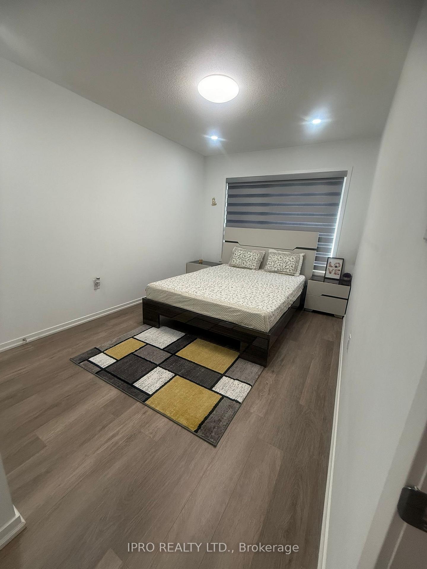 Photo 11 of Unit 20, 817 Conlin Road, Oshawa, Samac — HOMEH