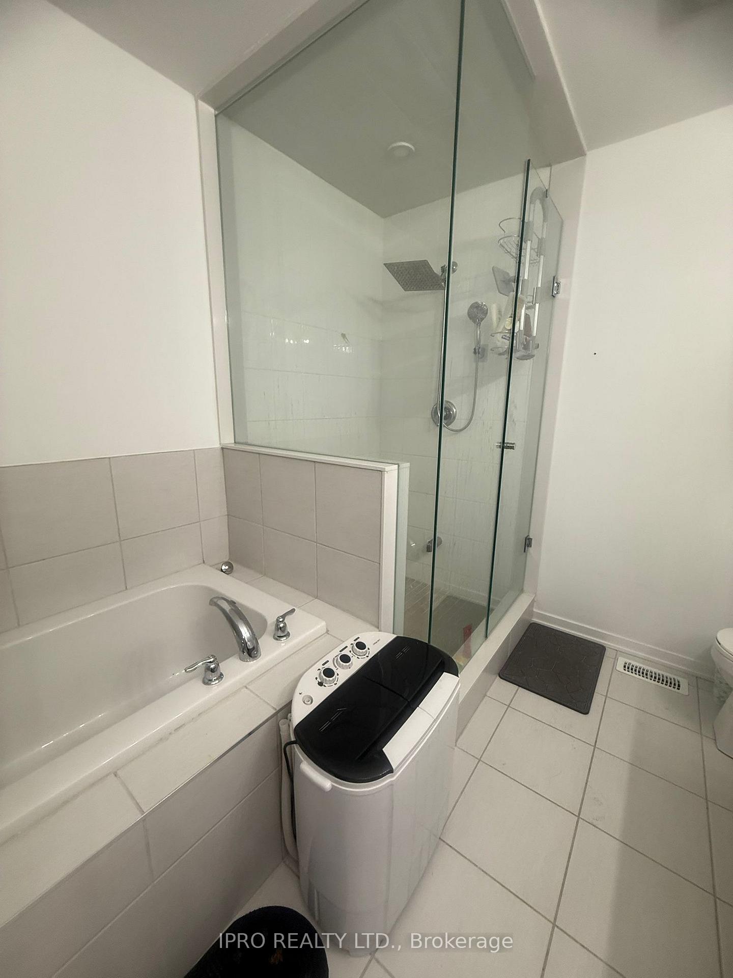 Photo 15 of Unit 20, 817 Conlin Road, Oshawa, Samac — HOMEH