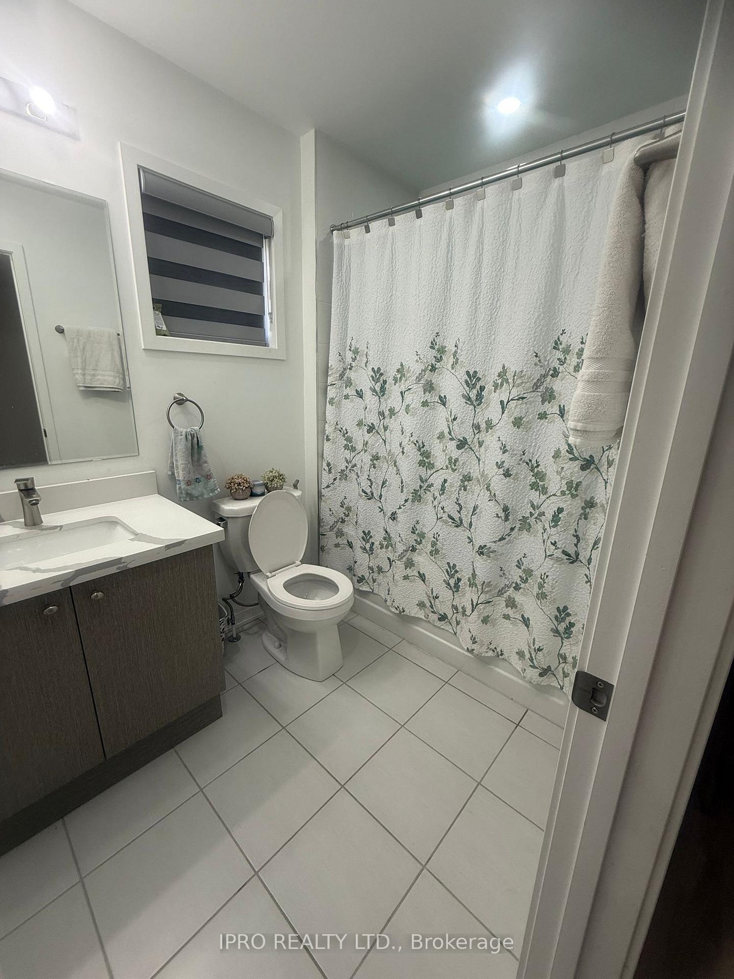 Photo 19 of Unit 20, 817 Conlin Road, Oshawa, Samac — HOMEH