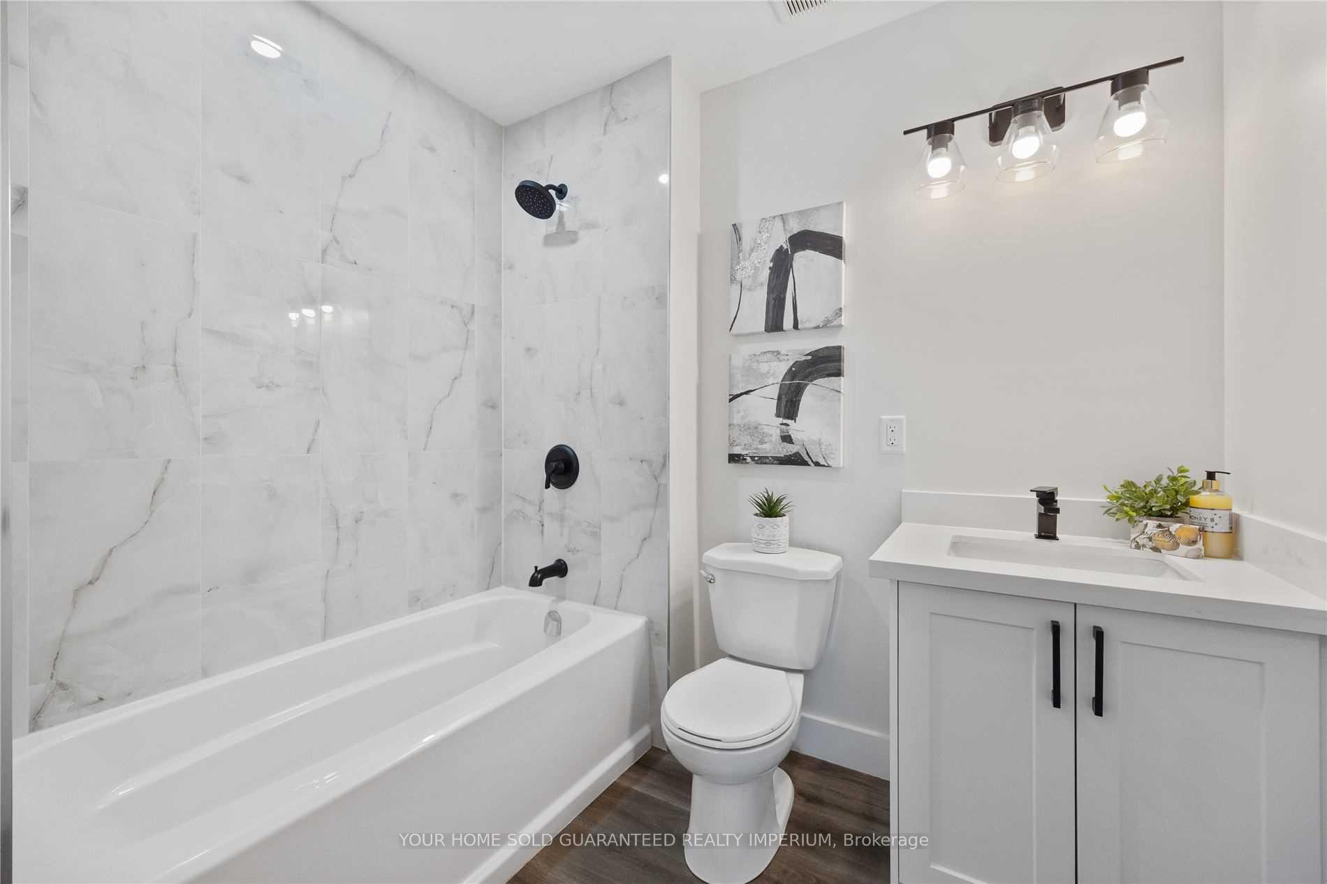 Photo 14 of 582 Brasswinds Trail, Oshawa, Pinecrest — HOMEH