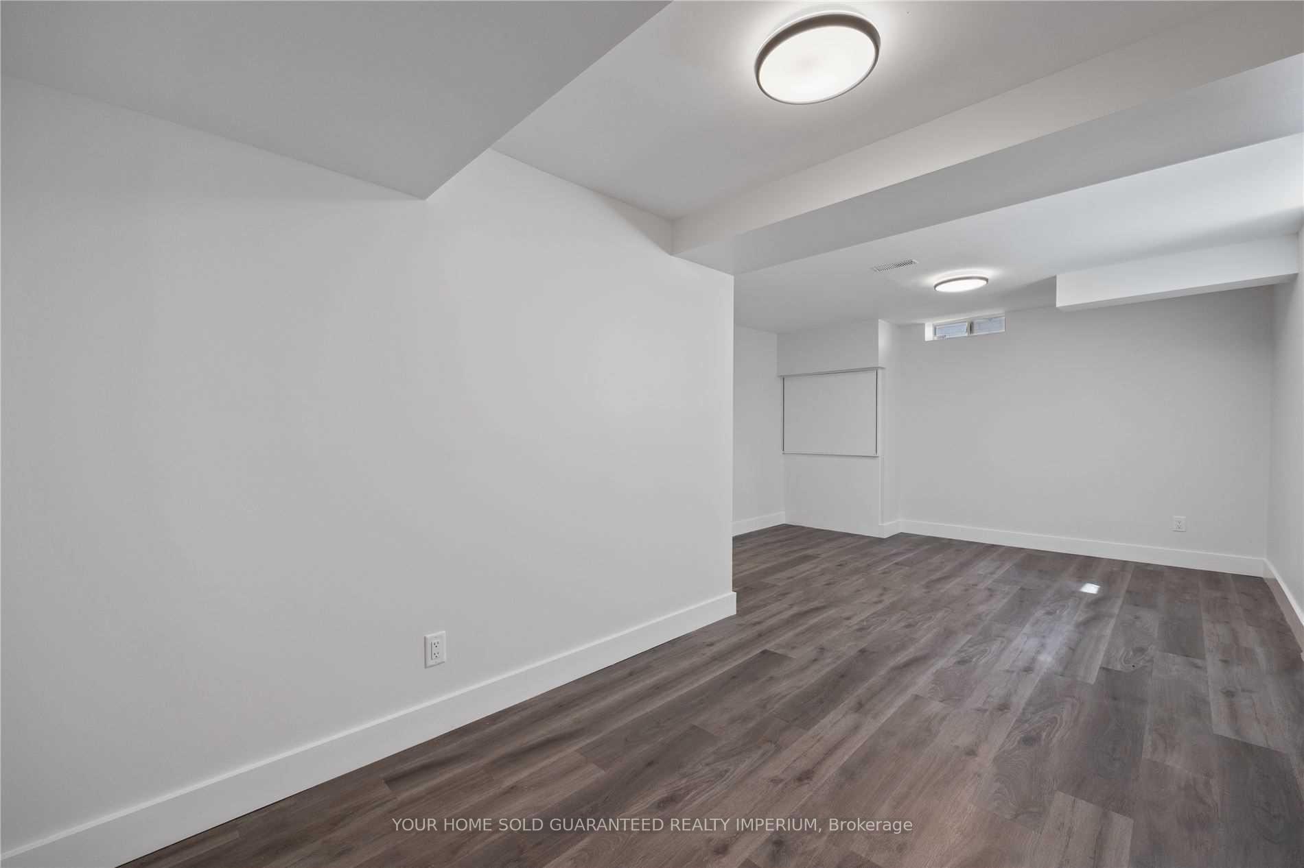 Photo 16 of 582 Brasswinds Trail, Oshawa, Pinecrest — HOMEH