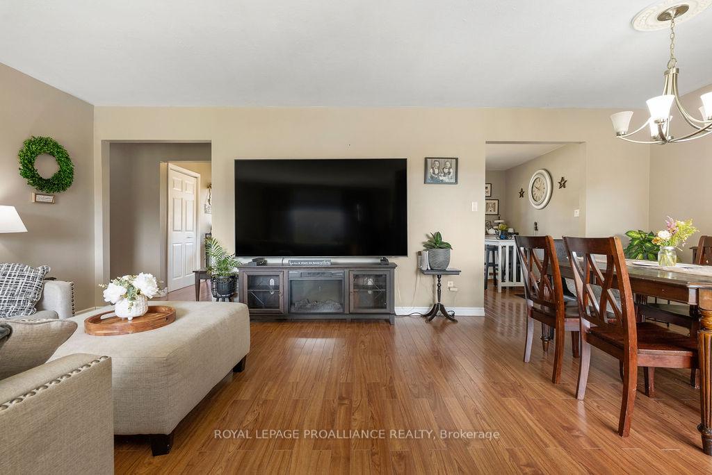 Photo 11 of 16395 2 Highway, Quinte West, Murray Ward — HOMEH