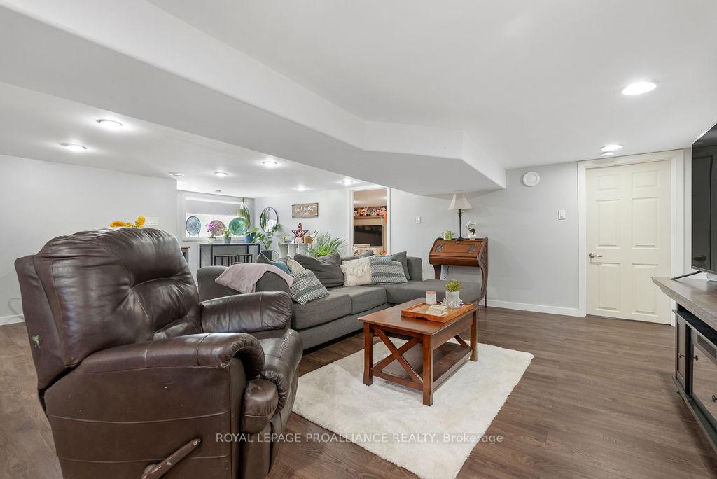 Photo 25 of 16395 2 Highway, Quinte West, Murray Ward — HOMEH