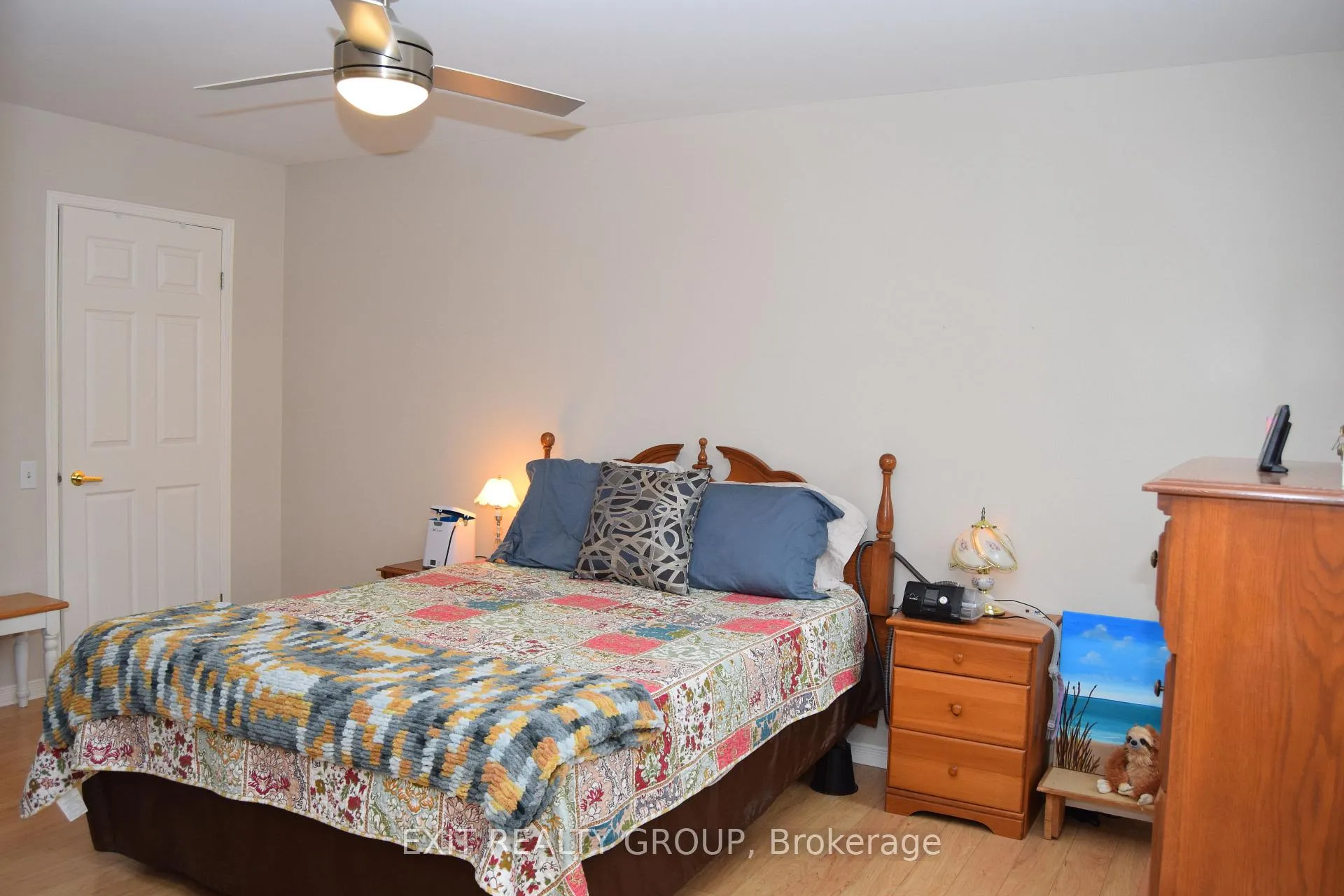 Photo 11 of 9 Empire Boulevard, Prince Edward County, Wellington Ward — HOMEH