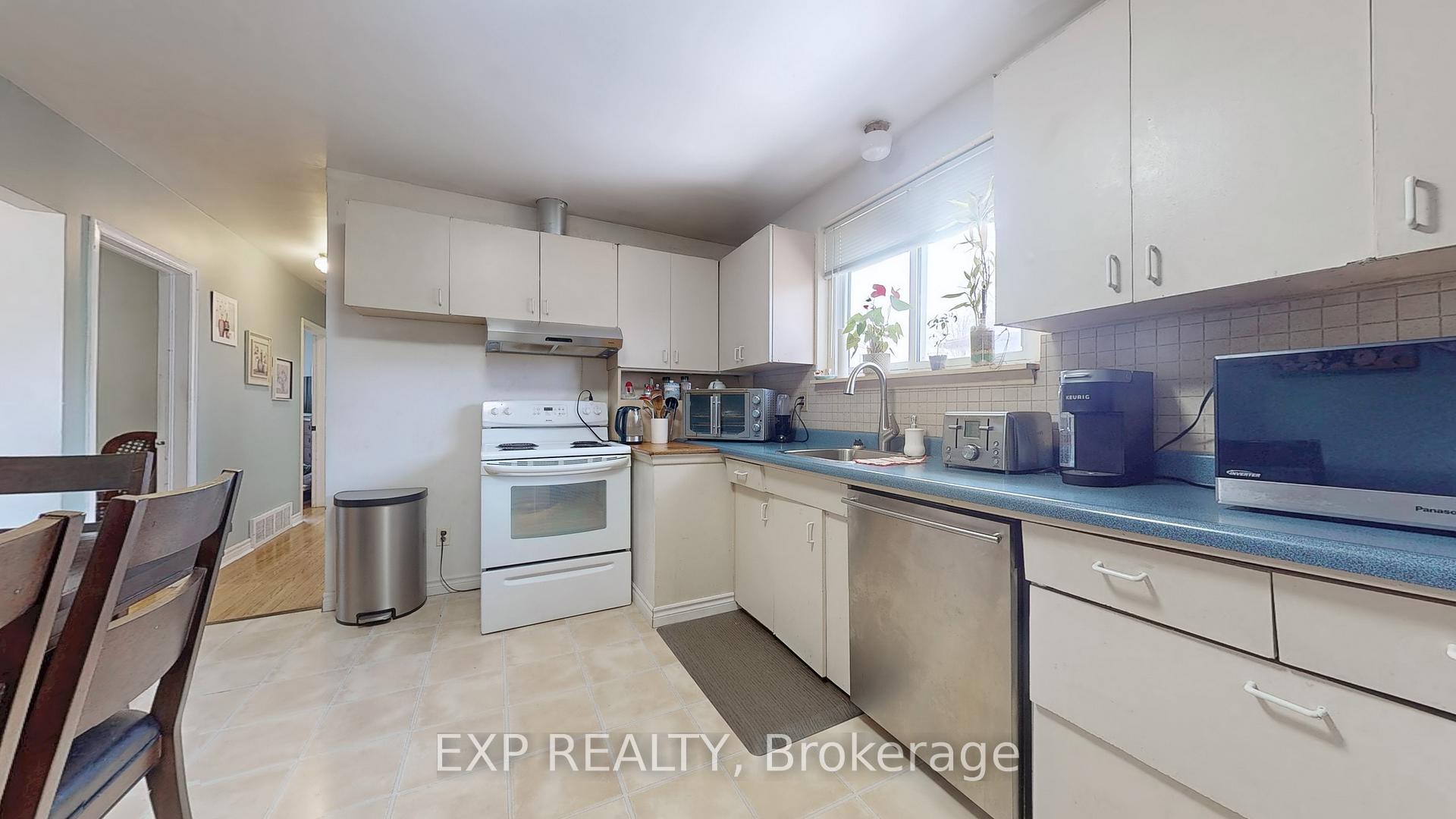 Photo 10 of 769 Olive Avenue, Oshawa, Donevan — HOMEH