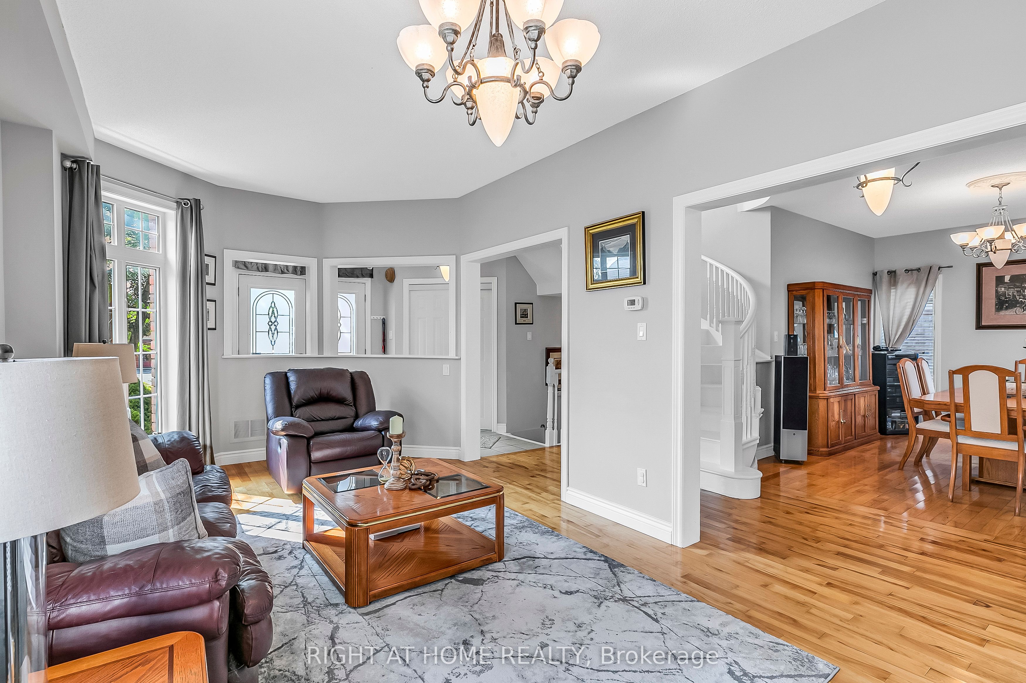 Photo 48 of 1923 Emerald Court, Innisfil, Alcona — HOMEH