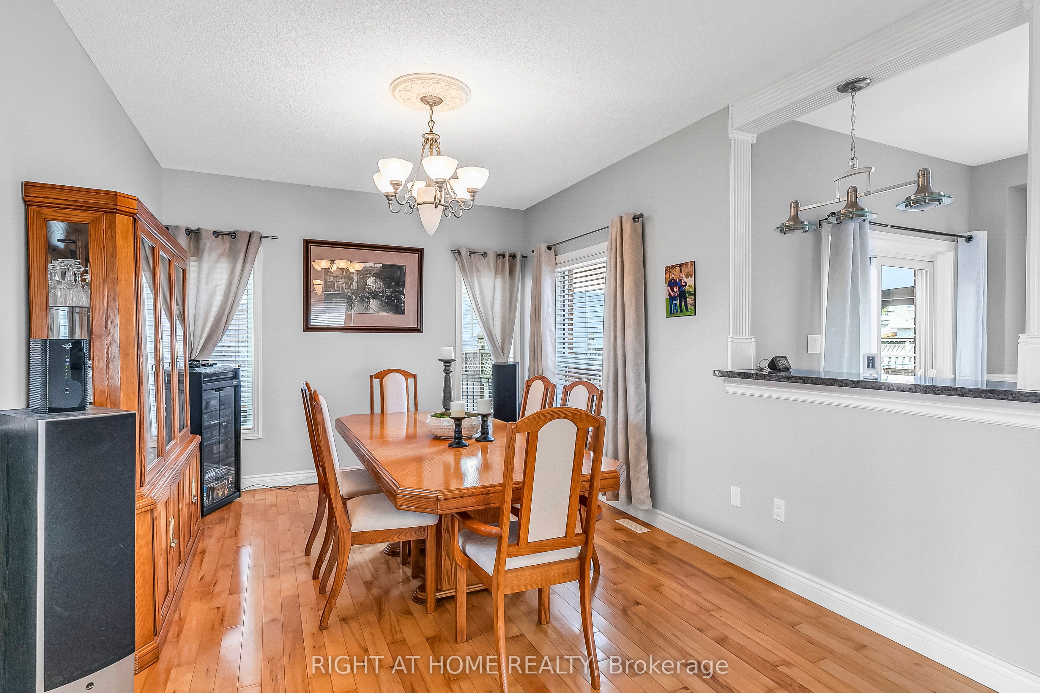 Photo 49 of 1923 Emerald Court, Innisfil, Alcona — HOMEH