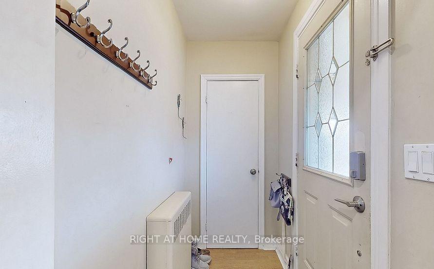 Photo 4 of 89 Chadburn Street, Oshawa, Central — HOMEH