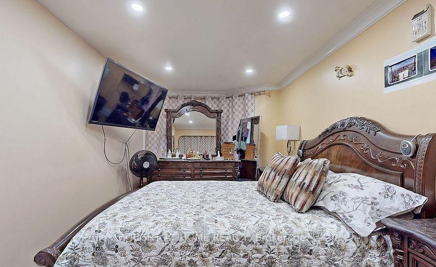 Photo 14 of 89 Chadburn Street, Oshawa, Central — HOMEH