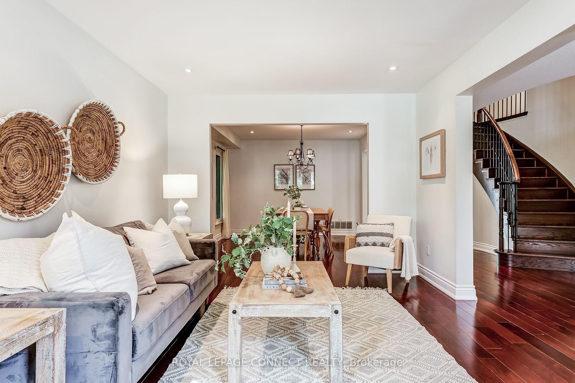 Photo 8 of 545 Charnwood Court, Pickering, Amberlea — HOMEH