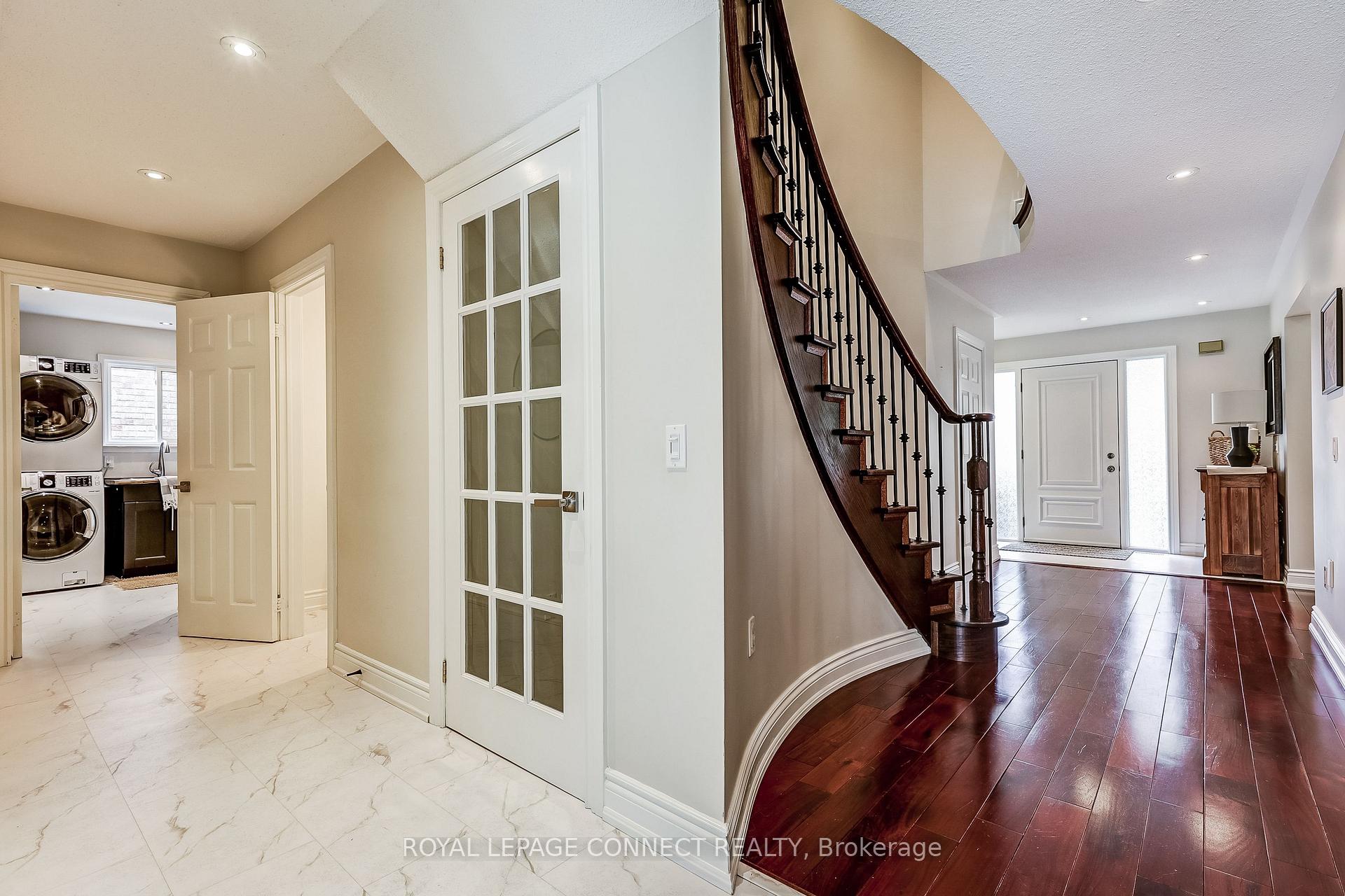 Photo 10 of 545 Charnwood Court, Pickering, Amberlea — HOMEH
