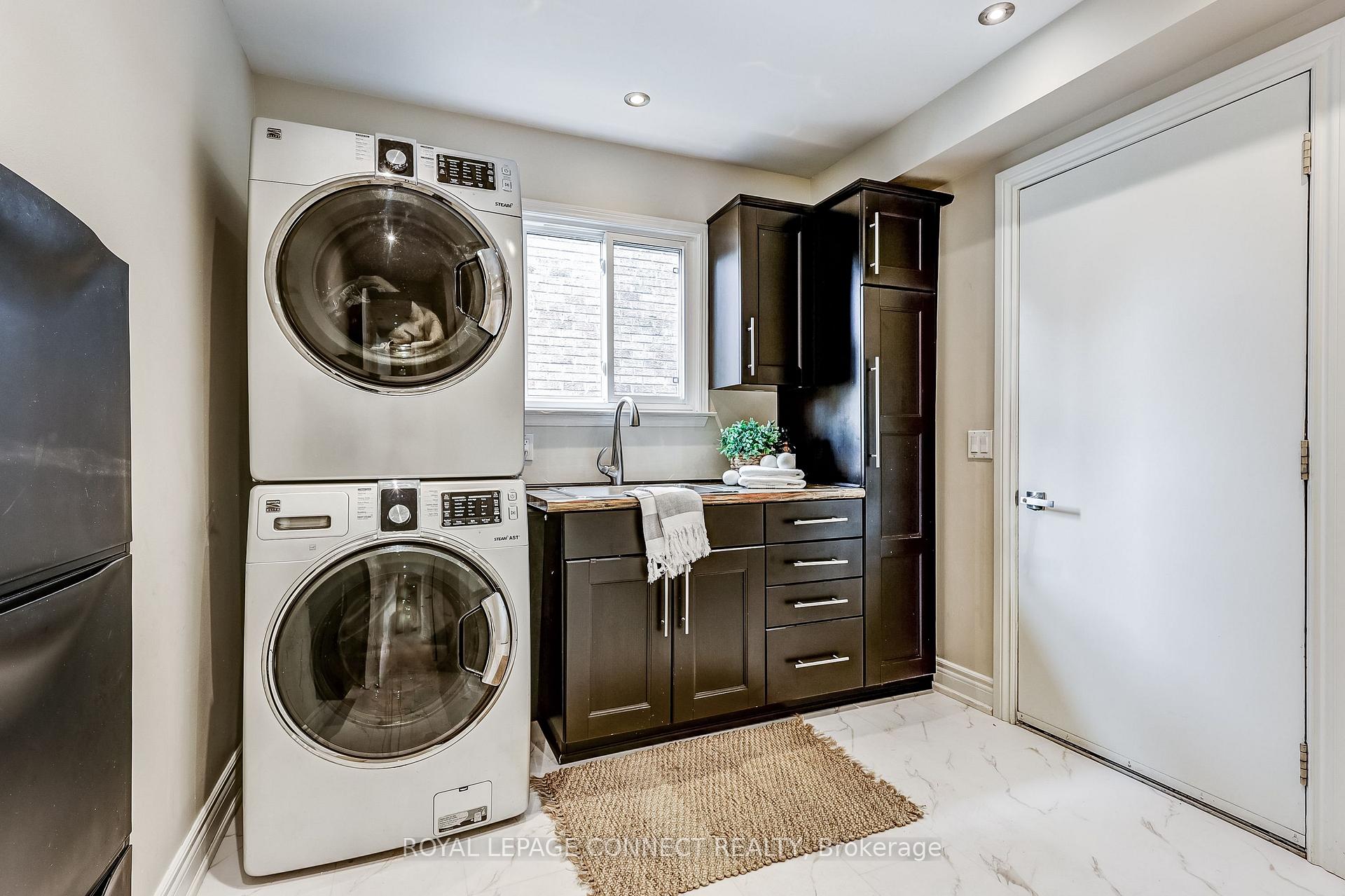Photo 12 of 545 Charnwood Court, Pickering, Amberlea — HOMEH
