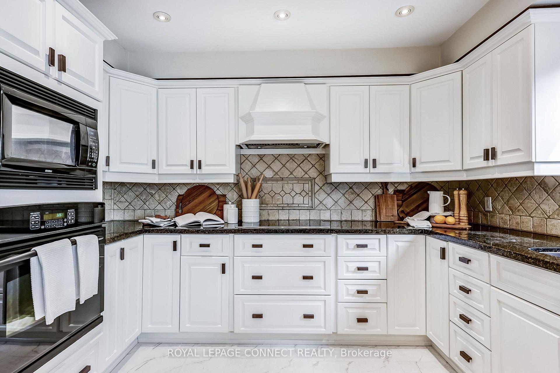 Photo 16 of 545 Charnwood Court, Pickering, Amberlea — HOMEH