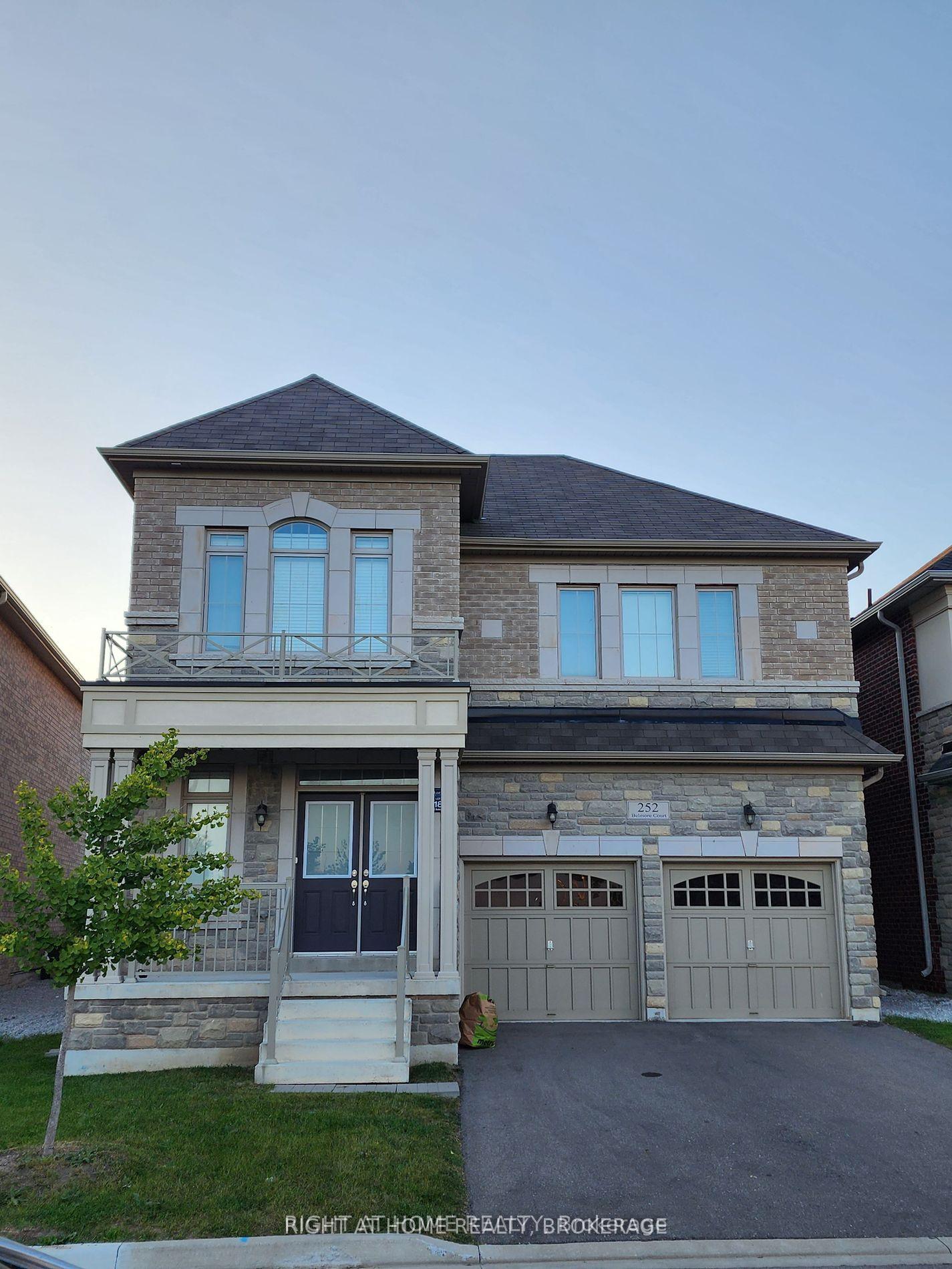 Front of 252 (Lower) Belmore Court