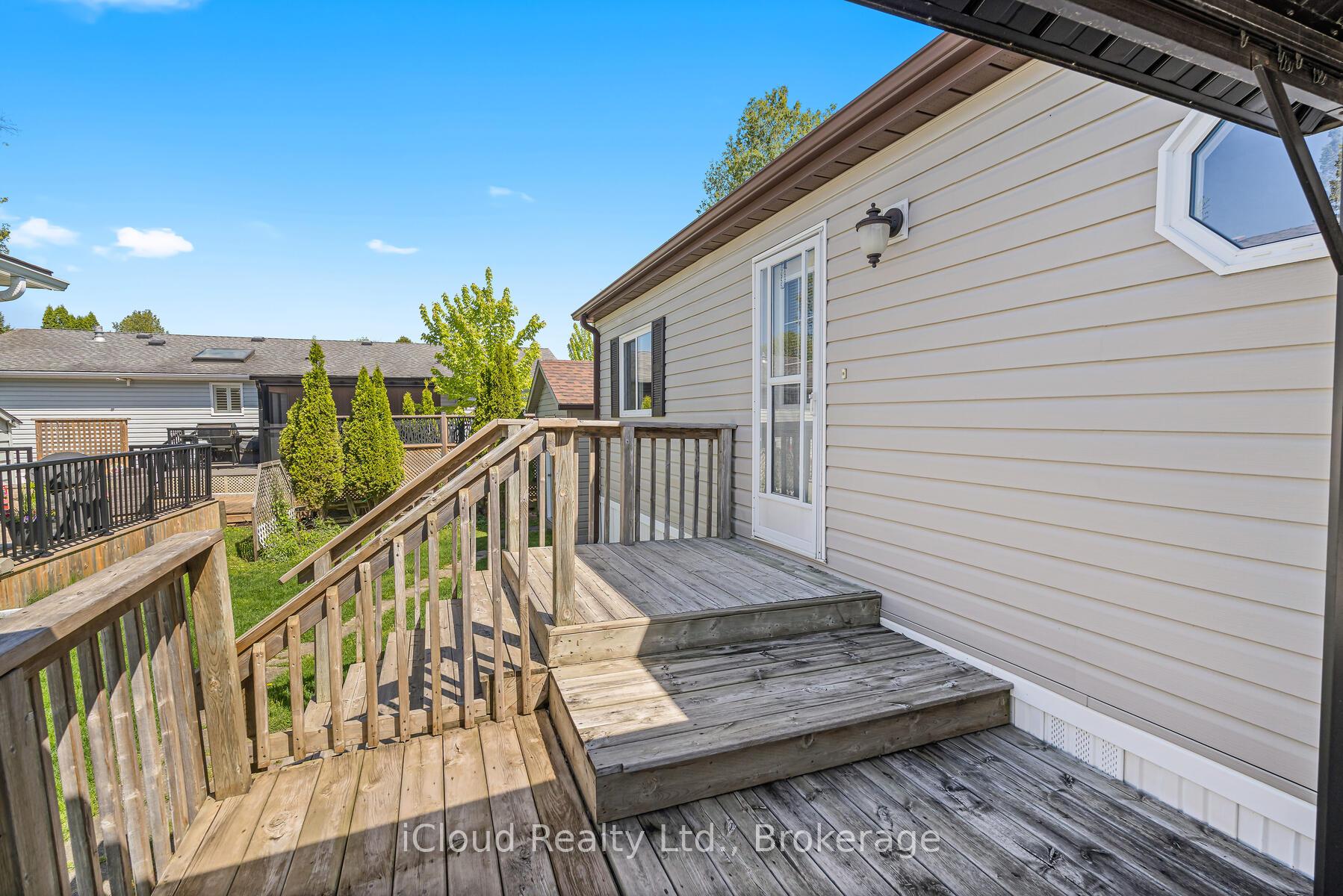 Photo 15 of 2 Trillium Beach Drive, Puslinch, Rural Puslinch East — HOMEH