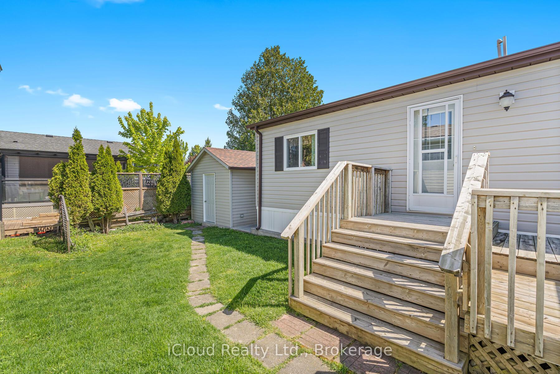 Photo 16 of 2 Trillium Beach Drive, Puslinch, Rural Puslinch East — HOMEH