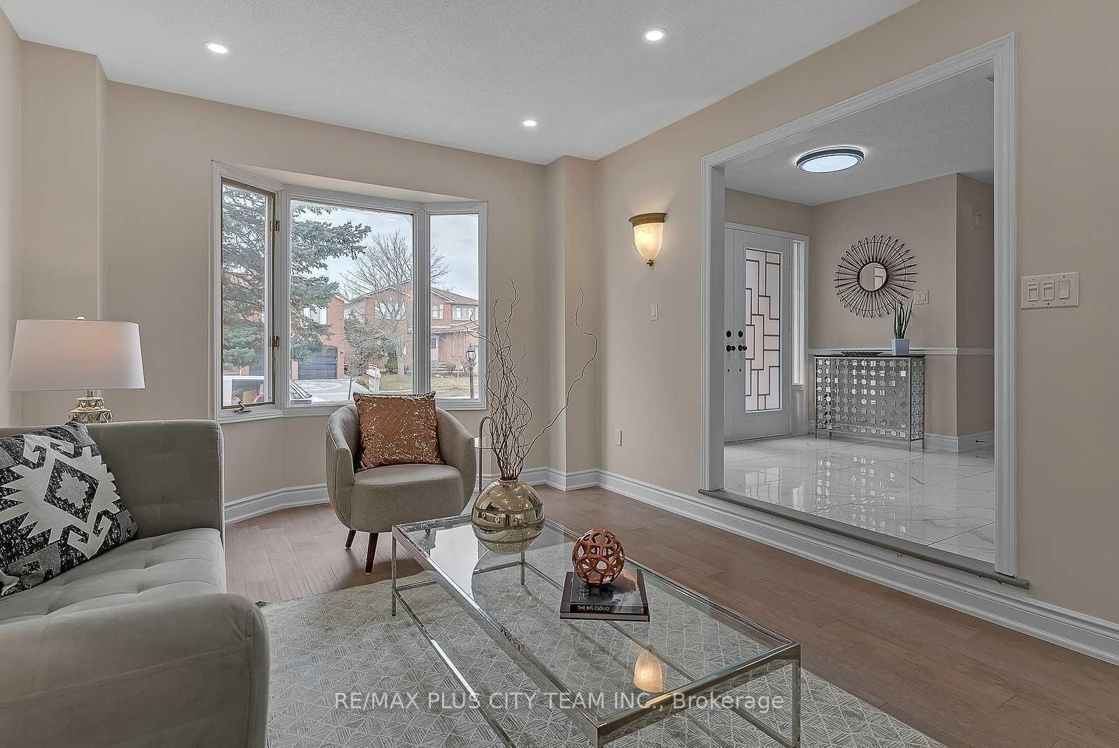 Photo 10 of 1574 Major Oaks Road, Pickering, Brock Ridge — HOMEH