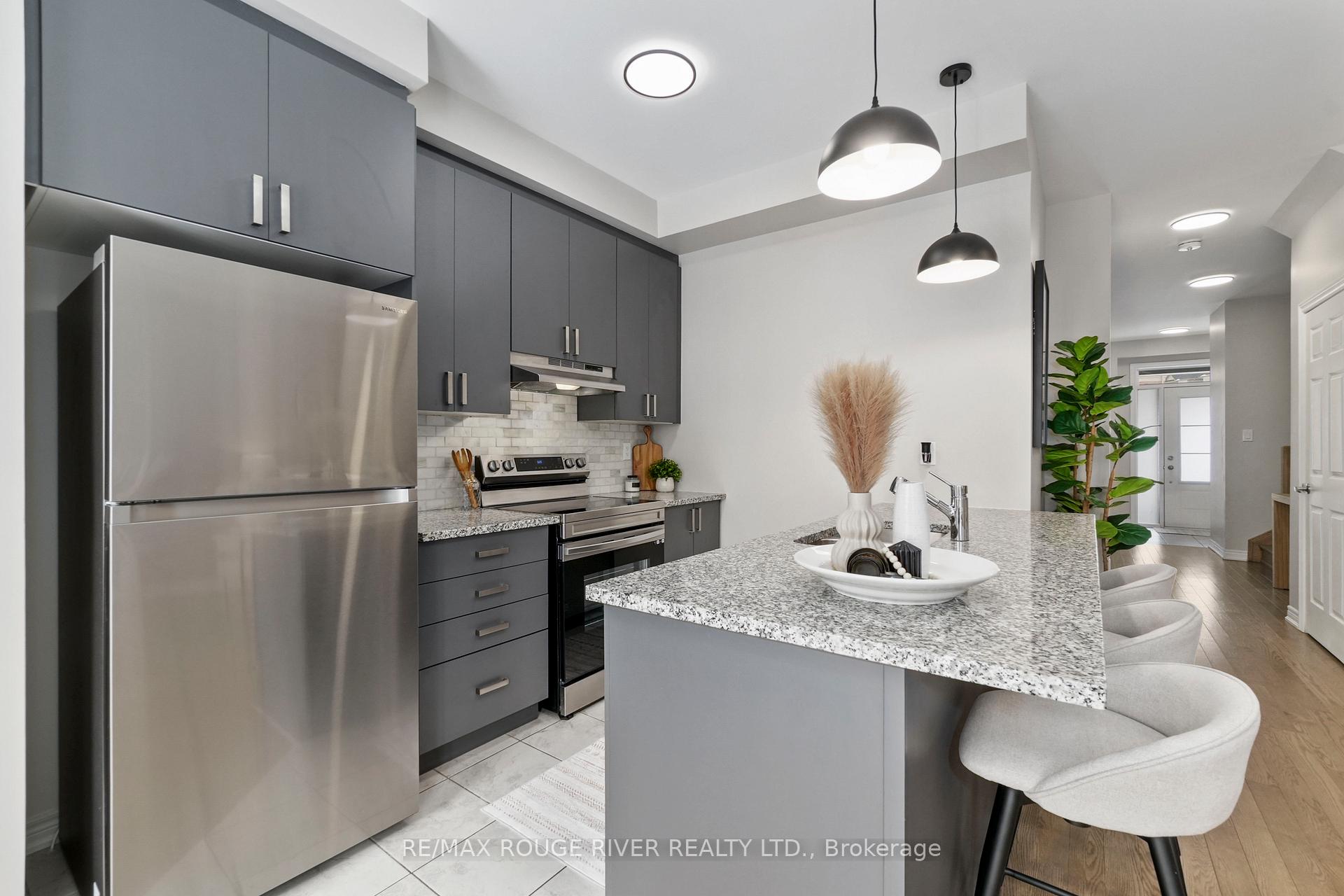 Photo 18 of 47 Dance Act Avenue, Oshawa, Windfields — HOMEH