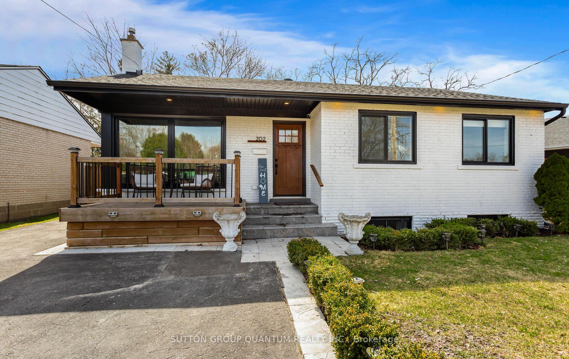 Photo 4 of 202 Riverplace Crescent, Milton, Old Milton — HOMEH