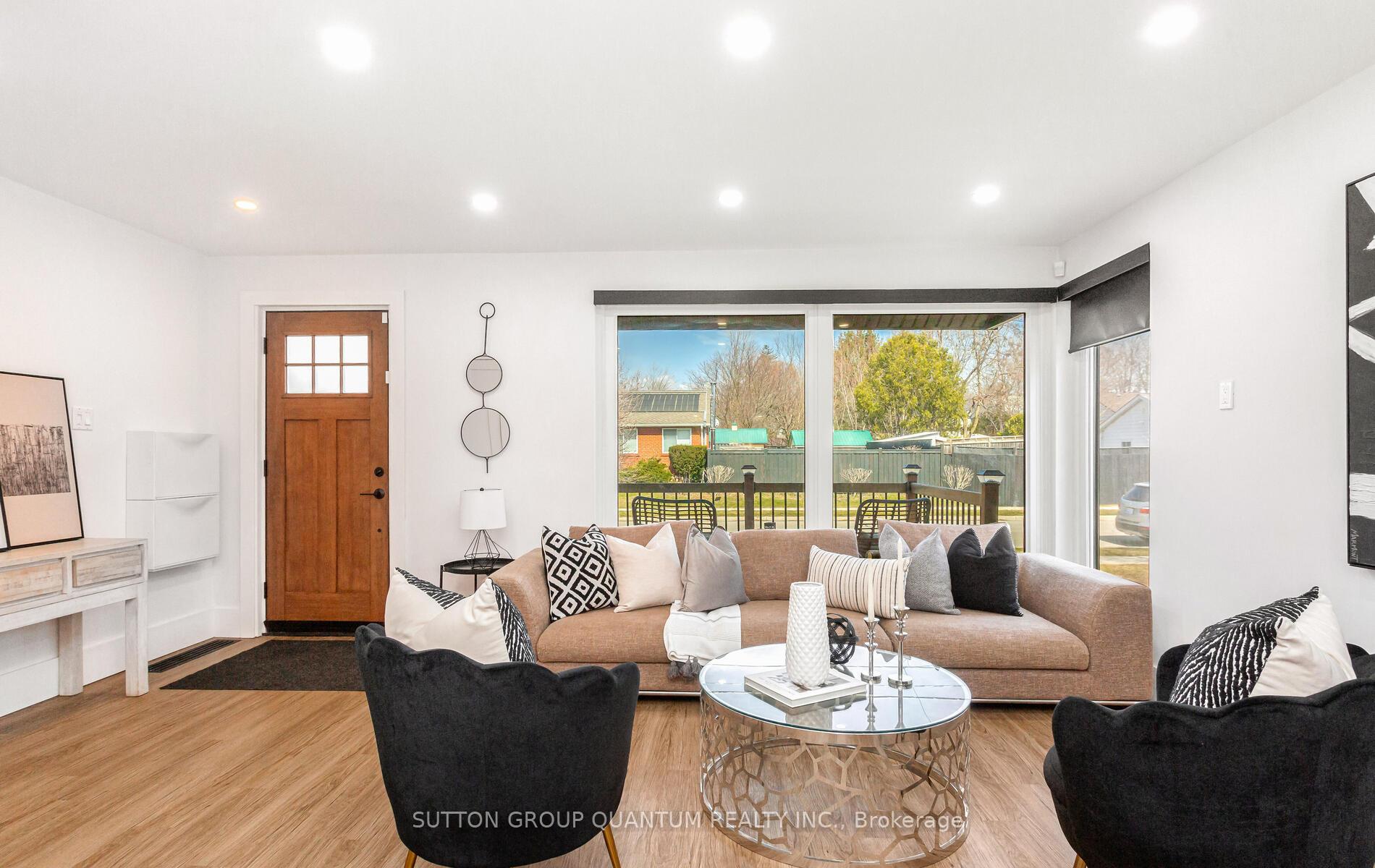 Photo 9 of 202 Riverplace Crescent, Milton, Old Milton — HOMEH