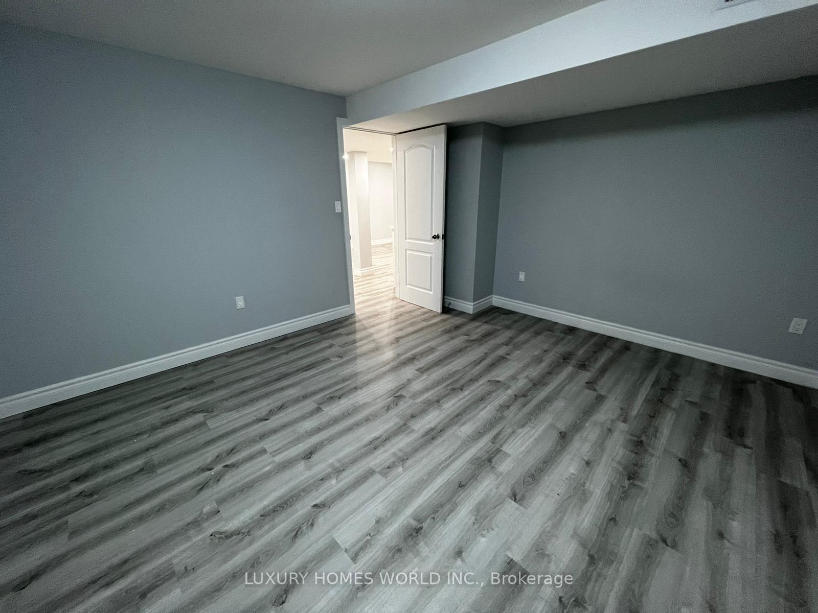Photo 7 of 2293 Abbott Crescent, Pickering, Brock Ridge — HOMEH