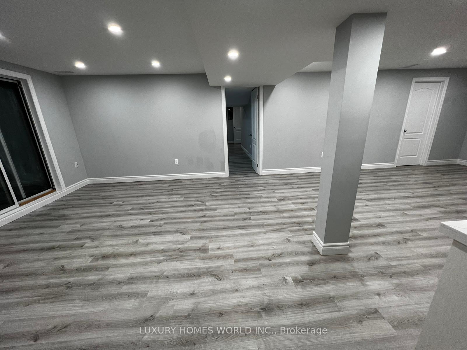 Photo 8 of 2293 Abbott Crescent, Pickering, Brock Ridge — HOMEH
