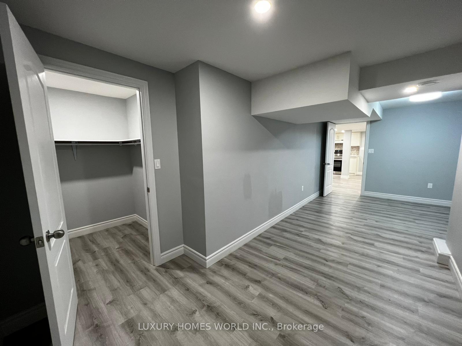 Photo 10 of 2293 Abbott Crescent, Pickering, Brock Ridge — HOMEH