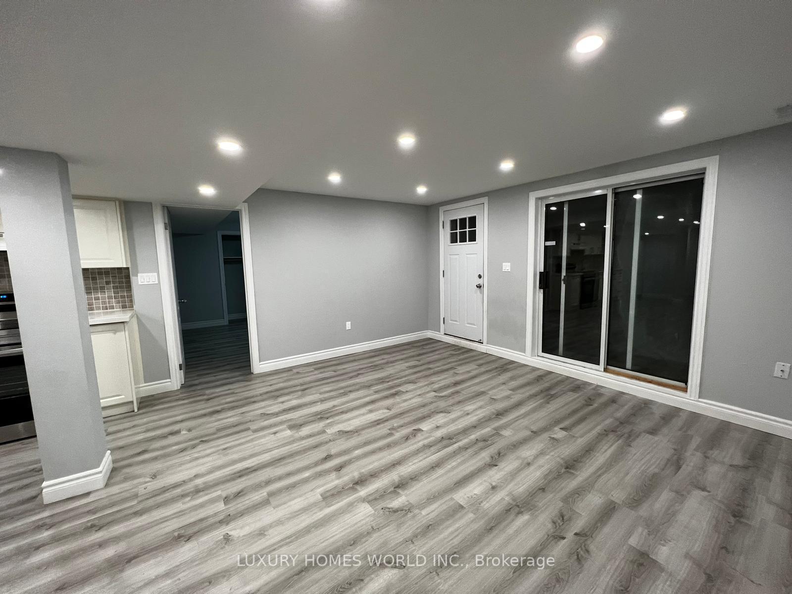 Photo 12 of 2293 Abbott Crescent, Pickering, Brock Ridge — HOMEH