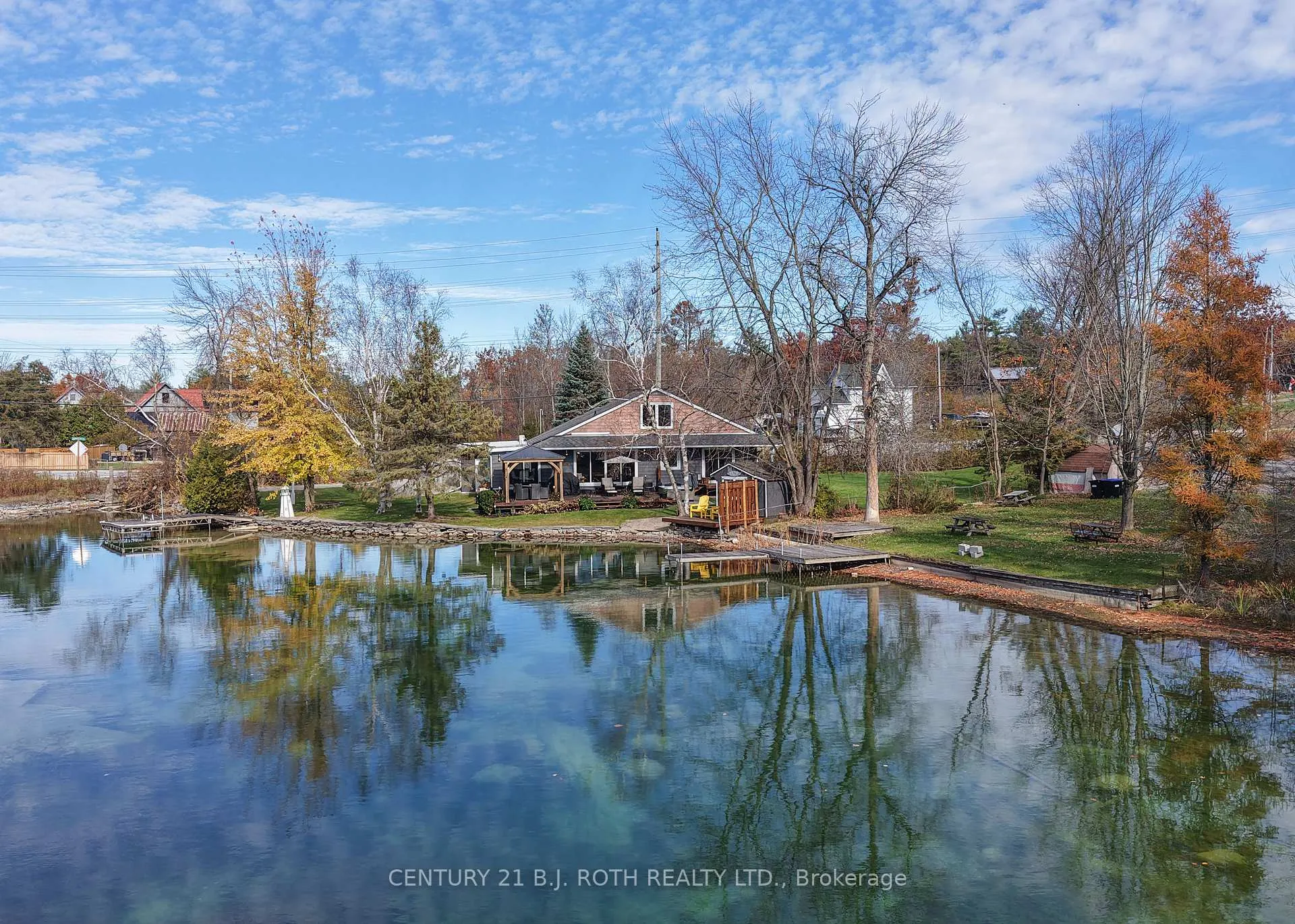 Photo 4 of 8222 169 County Road, Ramara, Rural Ramara — HOMEH