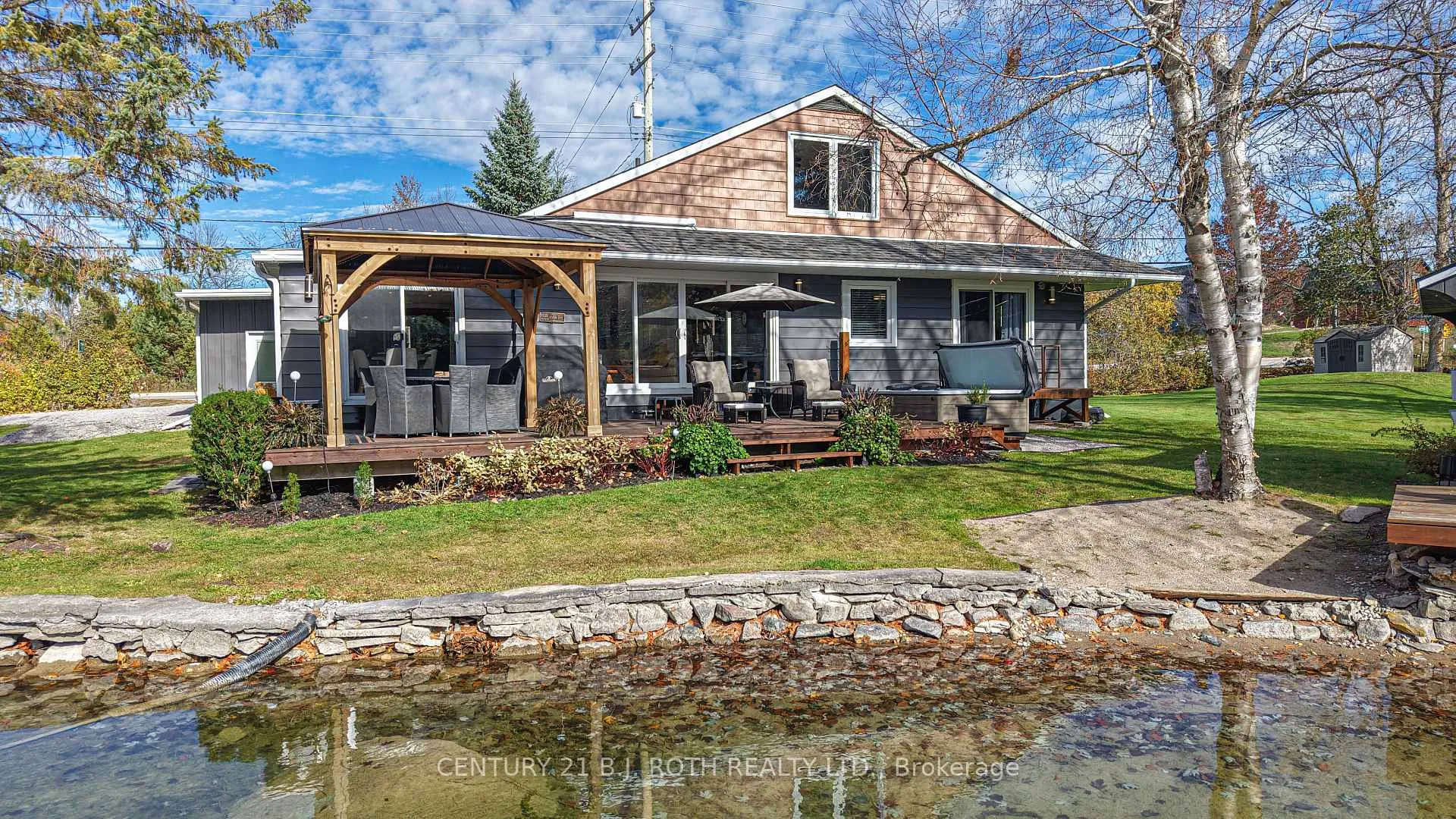 Photo 10 of 8222 169 County Road, Ramara, Rural Ramara — HOMEH