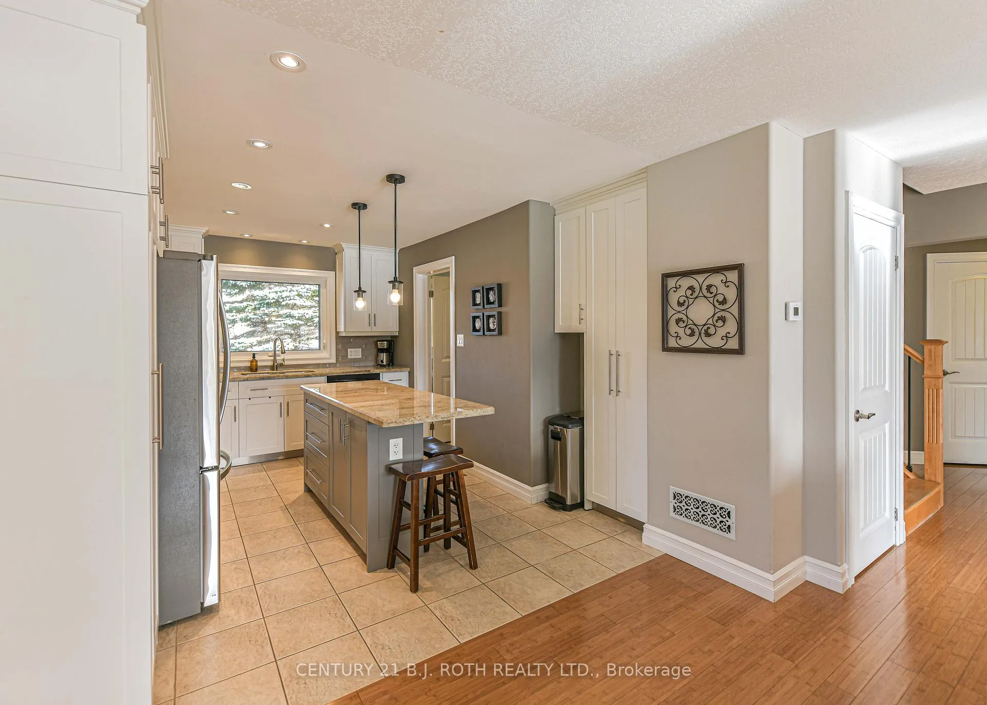 Photo 23 of 8222 169 County Road, Ramara, Rural Ramara — HOMEH