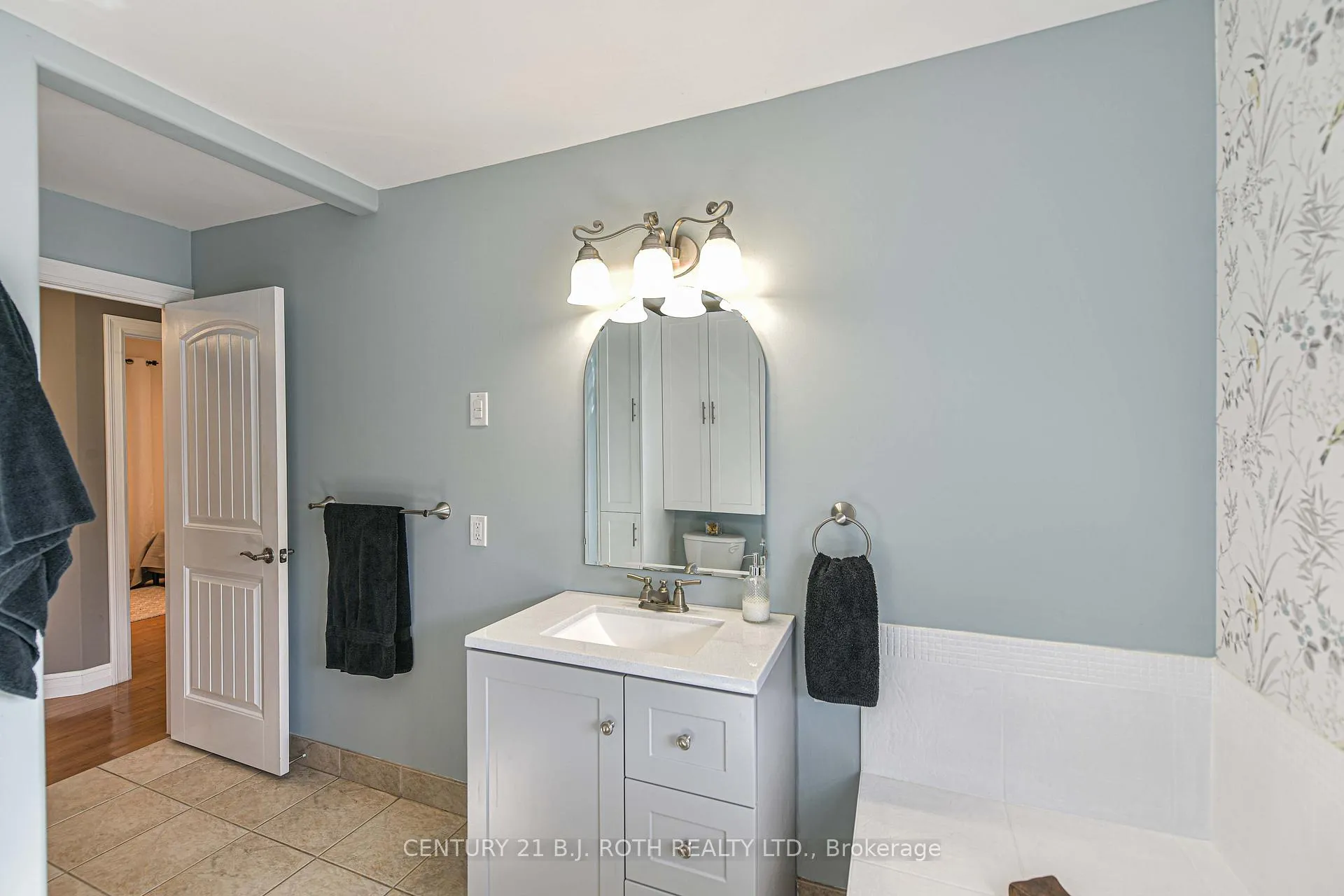 Photo 36 of 8222 169 County Road, Ramara, Rural Ramara — HOMEH