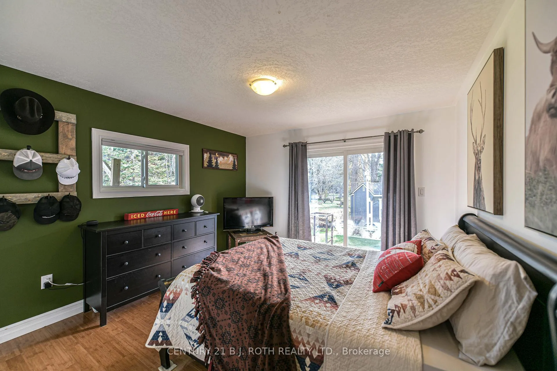 Photo 38 of 8222 169 County Road, Ramara, Rural Ramara — HOMEH