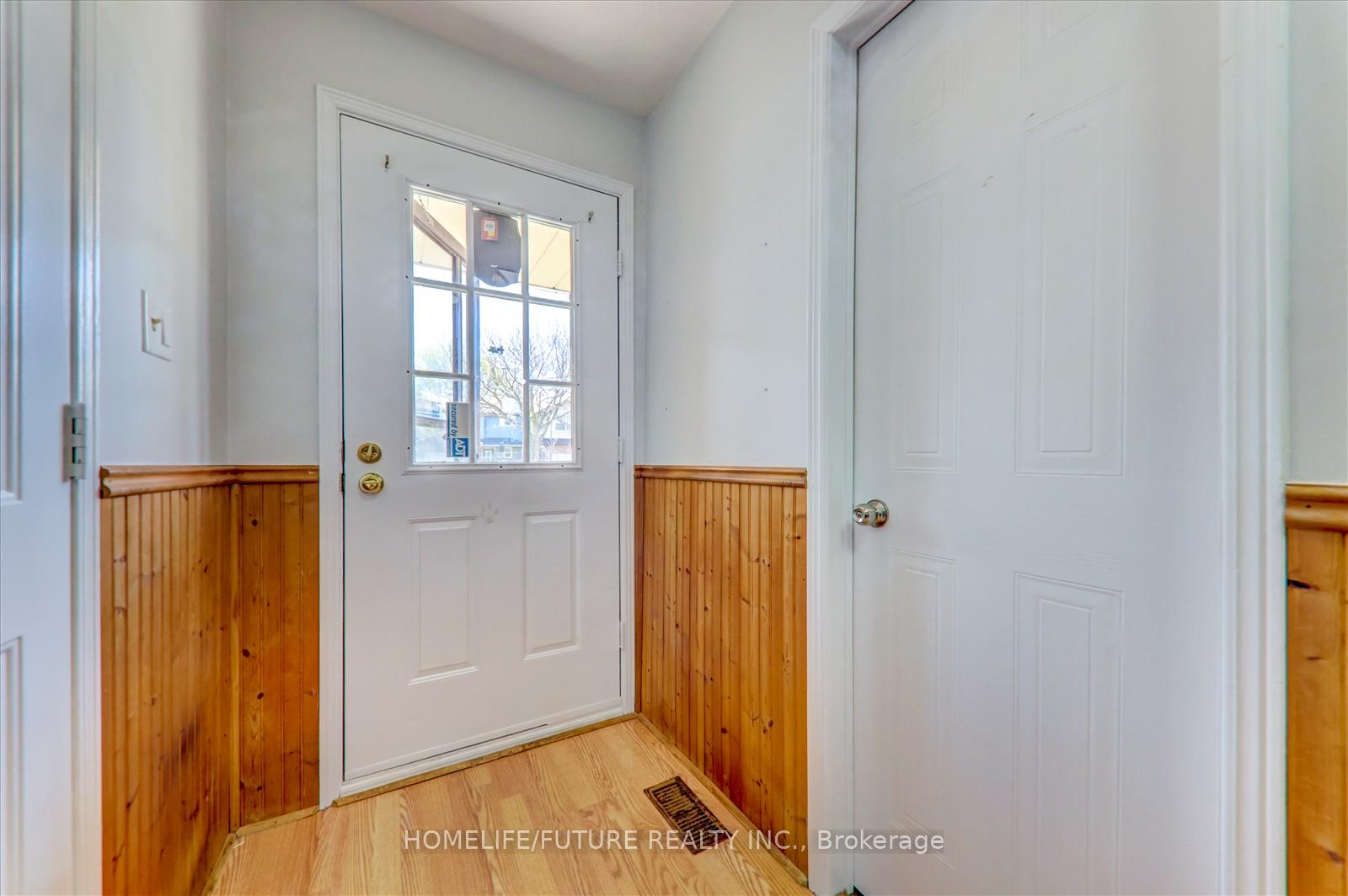 Photo 4 of 1568 Norwill Crescent, Oshawa, Samac — HOMEH