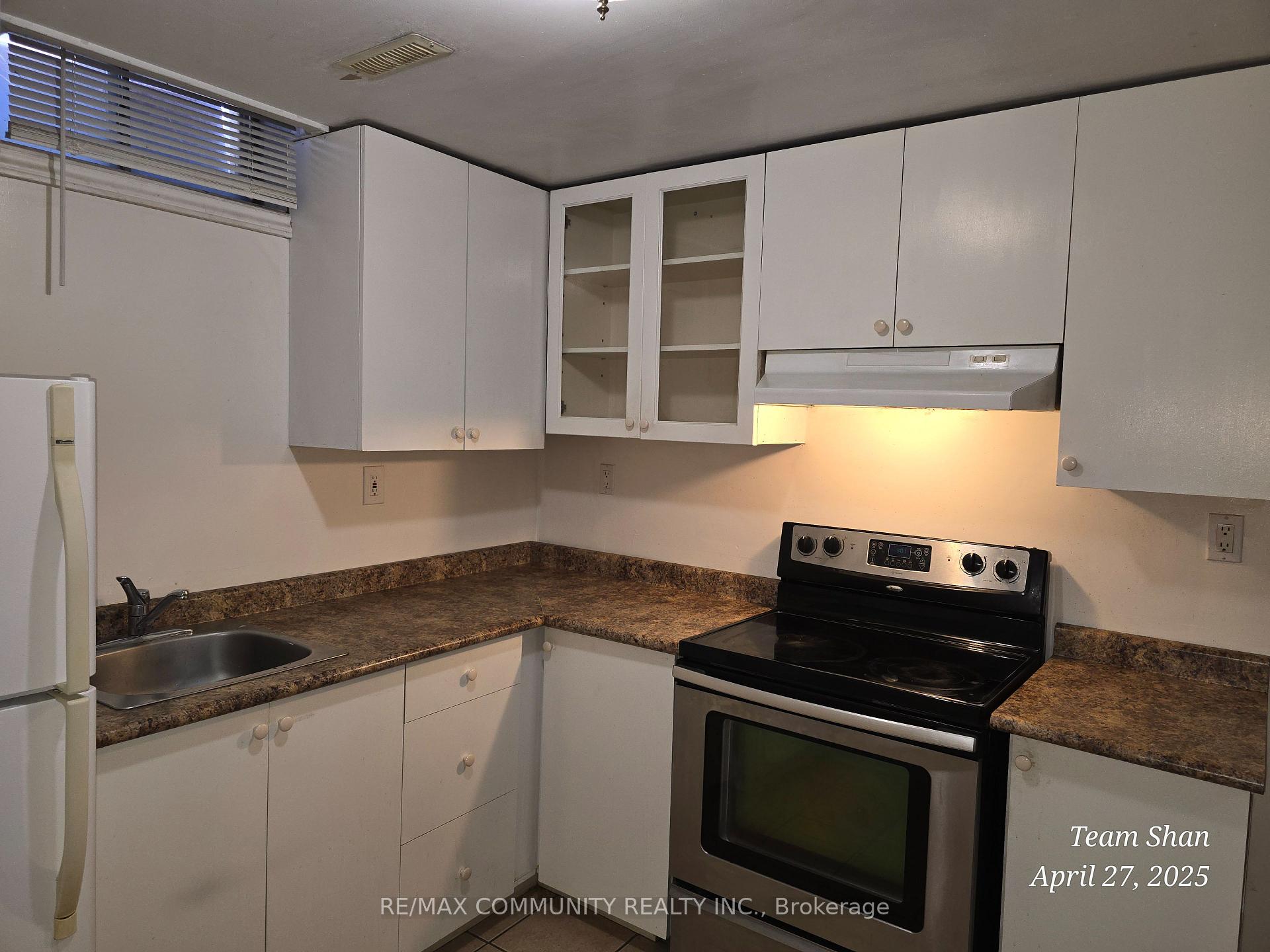 Photo 7 of 2386 Denvale Drive, Pickering, Brock Ridge — HOMEH