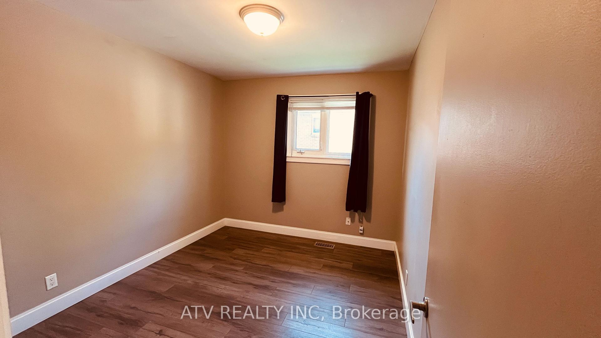 Photo 4 of Unit Main Fl, 229 Wilson Road N, Oshawa, Eastdale — HOMEH
