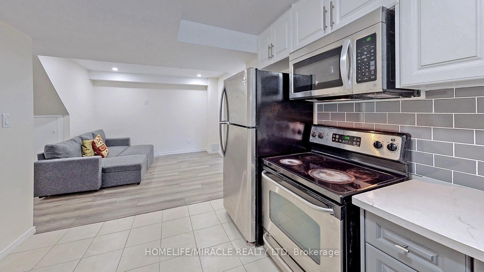 Photo 5 of 1636 A Melman Street, Pickering, Brock Ridge — HOMEH