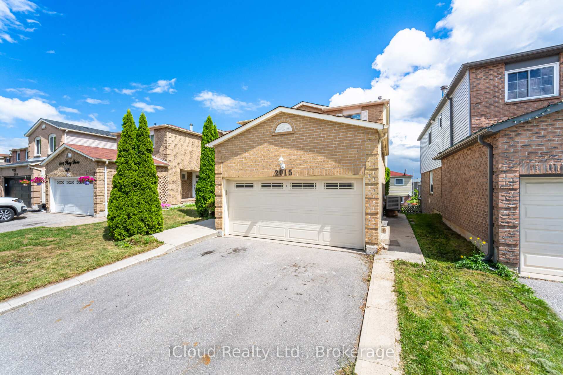 Photo 2 of 2015 Shay Drive, Pickering, Brock Ridge — HOMEH
