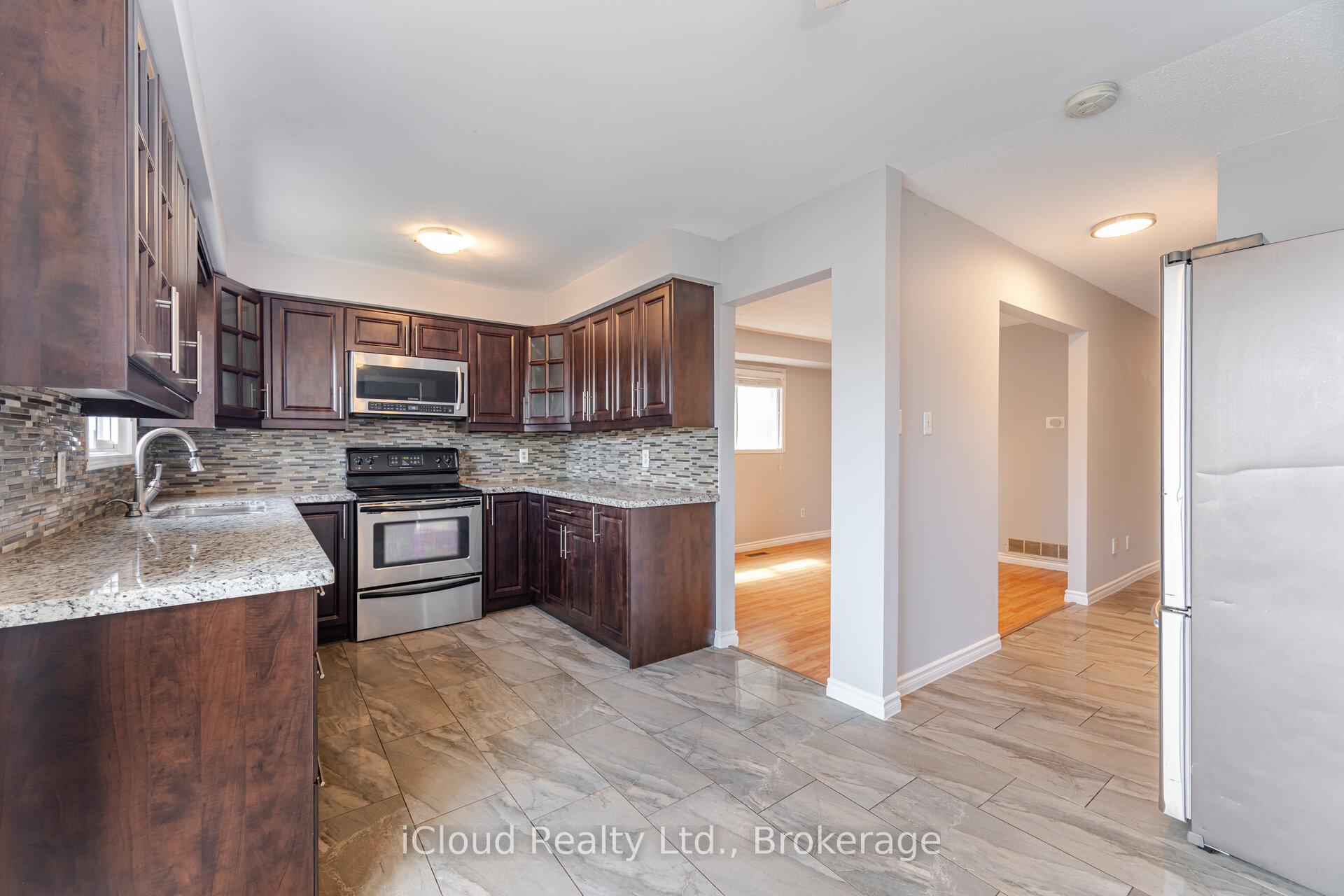 Photo 9 of 2015 Shay Drive, Pickering, Brock Ridge — HOMEH